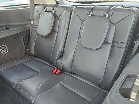 New 2025 Lincoln Aviator 2WD w/ Equipment Group 101A image 12