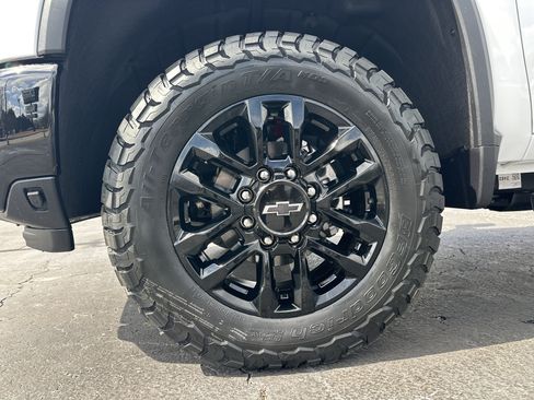 New 2026 Chevrolet Silverado 2500 LT w/ Trail Boss Package AWD/4WD image 13