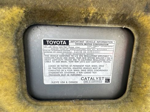 Used 2006 Toyota 4Runner Limited AWD/4WD image 12