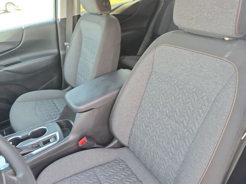 Used 2023 Chevrolet Equinox LT image 16