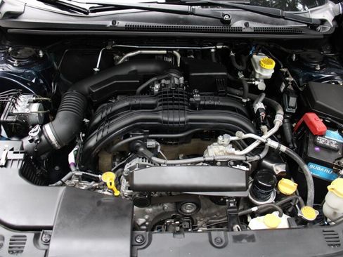 Used 2019 Subaru Impreza 2.0i AWD/4WD image 18