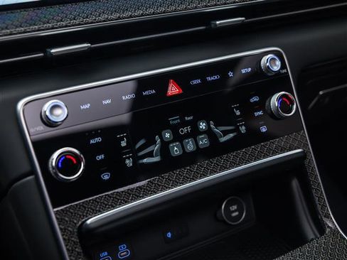 New 2026 Genesis GV80 3.5T e-SC image 25