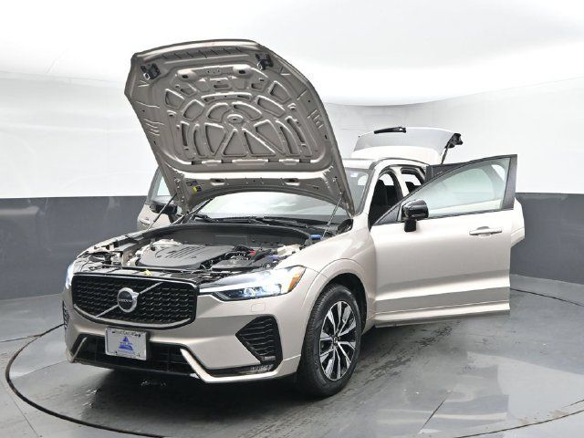Used 2024 Volvo XC60 B5 Core w/ Climate Package AWD/4WD image 51