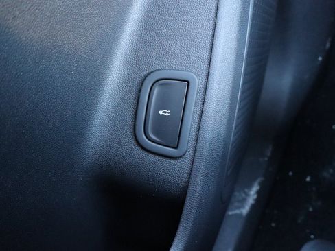 New 2026 Chevrolet Traverse LT w/ Driver Confidence Package image 17