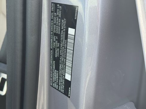 New 2026 Volvo XC60 B5 Core w/ Protection Package image 36