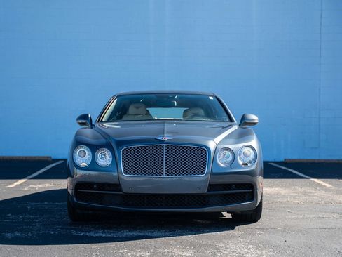 Used 2016 Bentley Flying Spur V8 image 7