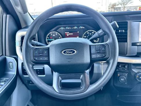 Used 2025 Ford F250 XLT image 19