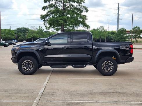 Used 2023 Chevrolet Colorado ZR2 w/ ZR2 Convenience Package III AWD/4WD image 4