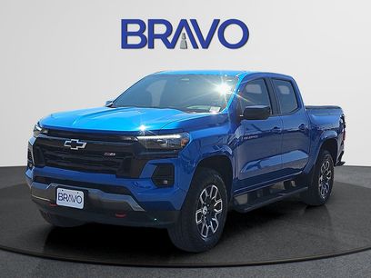 Used 2024 Chevrolet Colorado Z71 w/ Z71 Convenience Package 2