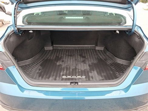 Certified 2025 Toyota Camry SE w/ Convenience Package image 28