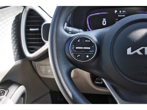 Certified 2024 Kia Soul LX w/ Option Group 015 FWD image 14