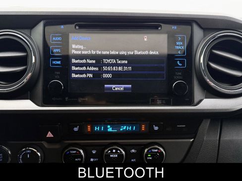 Used 2017 Toyota Tacoma TRD Off-Road image 23