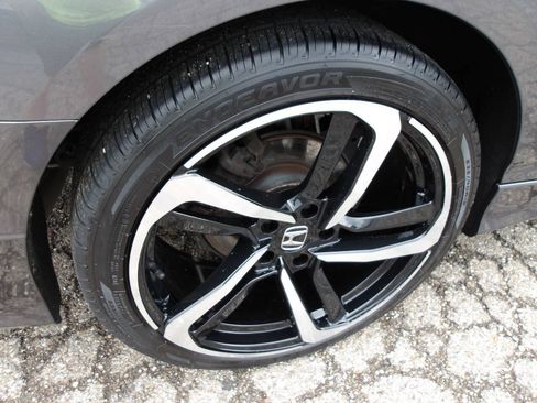 Used 2019 Honda Accord Sport image 33