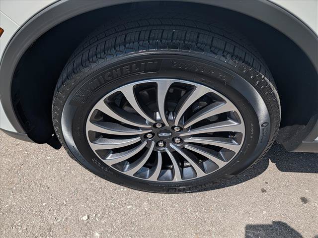 Used 2023 Lincoln Aviator Reserve w/ Equipment Group 201A AWD/4WD image 9