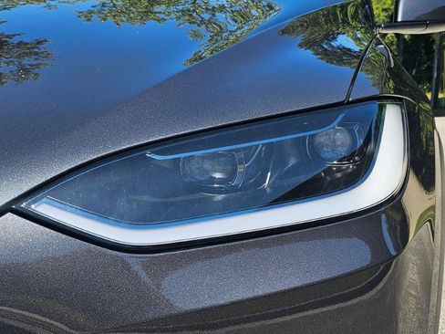 Used 2024 Tesla Model X AWD/4WD image 28