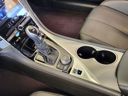 Used 2019 INFINITI Q60 3.0t Luxe w/ Essential Package image 22