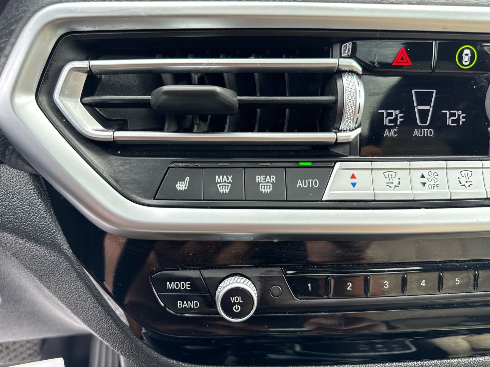 Certified 2024 BMW X3 xDrive30i w/ Premium Package w/ZPA AWD/4WD image 40
