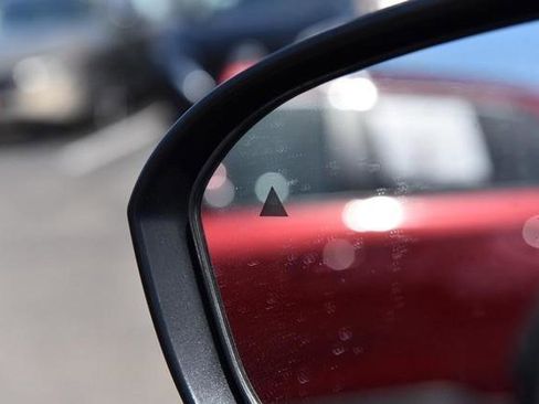 New 2026 Nissan Kicks SV image 10