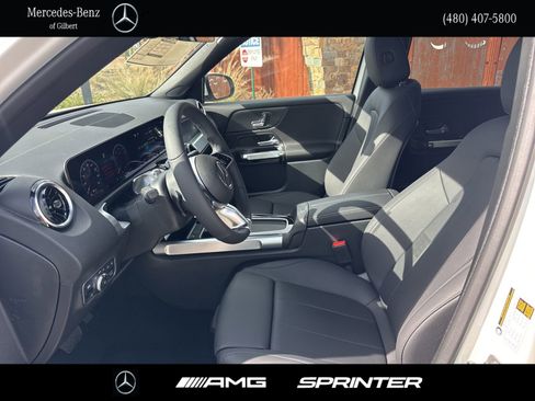New 2026 Mercedes-Benz GLB 250 image 10