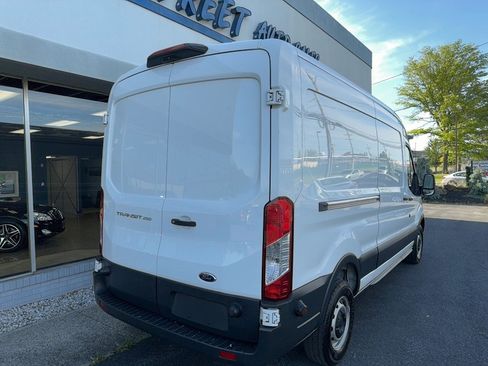 Used 2018 Ford Transit 250 148 Medium Roof RWD image 3