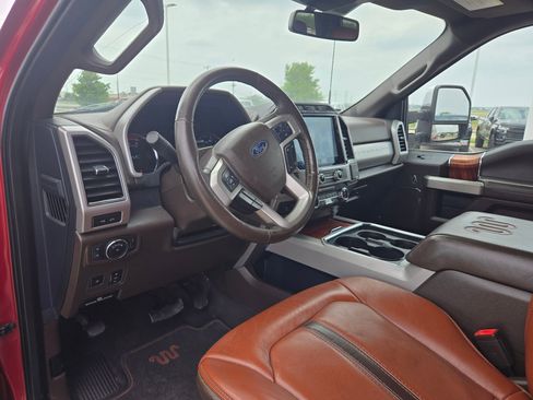 Used 2022 Ford F350 King Ranch w/ King Ranch Ultimate Package AWD/4WD image 11