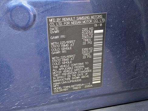 Used 2018 Nissan Rogue SV image 16