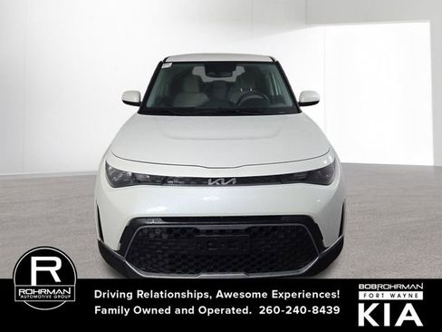 Certified 2025 Kia Soul LX image 3