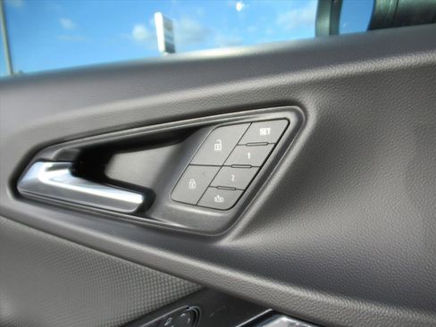 New 2026 Chevrolet Equinox RS w/ Convenience Package III image 29