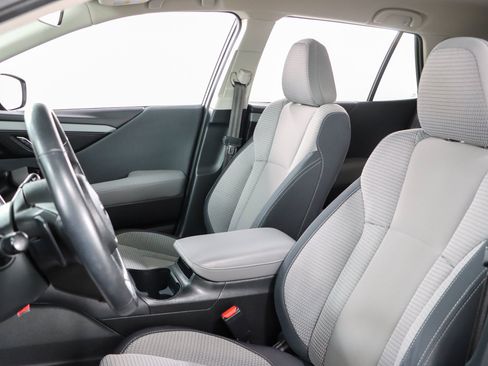Used 2023 Subaru Outback Premium AWD/4WD image 23