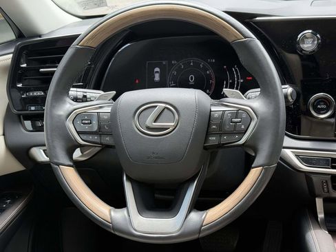 Used 2023 Lexus RX 350 Premium w/ Accessory Package AWD/4WD image 9