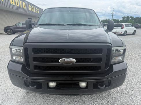 Used 2005 Ford F250 XLT AWD/4WD image 2
