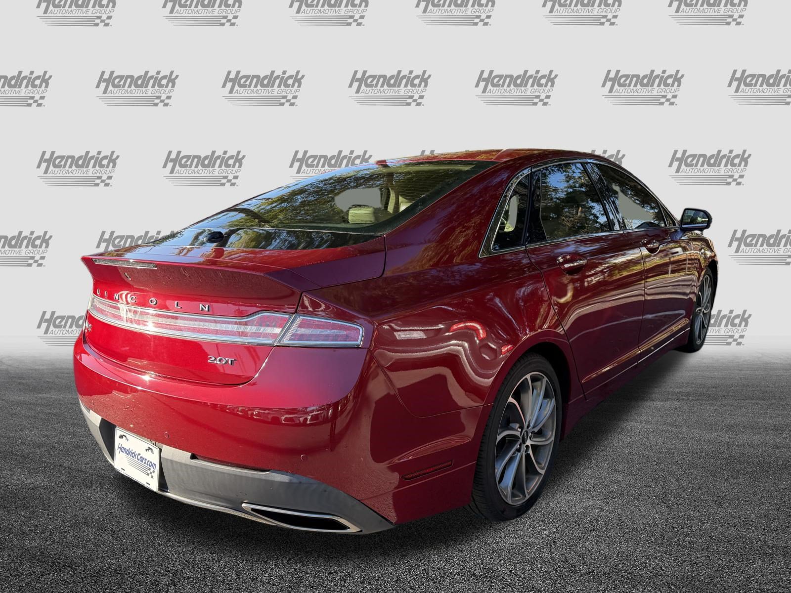 Used 2018 Lincoln MKZ Select w/ Select Plus Package FWD image 9