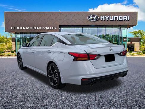 Used 2025 Nissan Altima 2.5 SR FWD image 5