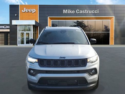 New 2026 Jeep Compass Latitude image 2