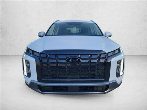 Used 2025 Hyundai Palisade SEL FWD image 2