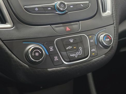 Used 2017 Chevrolet Malibu LS FWD image 14