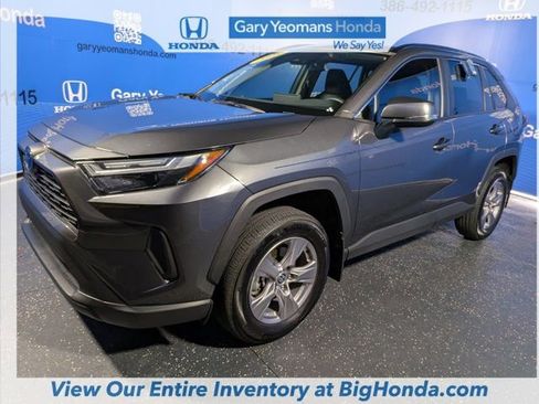Used 2025 Toyota RAV4 XLE w/ Convenience Package FWD image 10