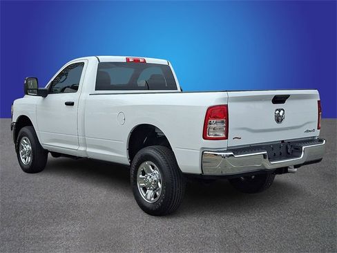 Used 2024 RAM 2500 Tradesman w/ Chrome Appearance Group image 6