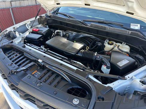 Used 2019 Chevrolet Silverado 1500 Custom w/ Custom Value Package image 27