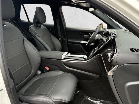 Certified 2026 Mercedes-Benz GLC 300 4MATIC image 30