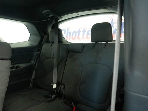 Certified 2025 Honda Pilot Sport image 22