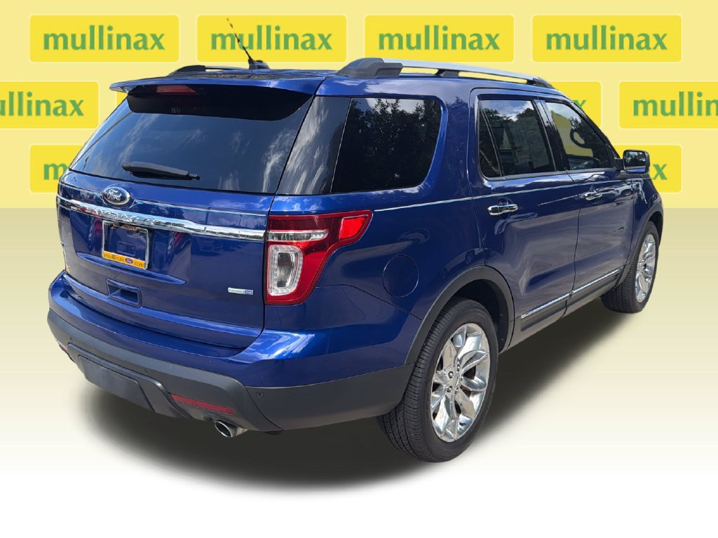 Used 2014 Ford Explorer XLT w/ Equipment Group 202A AWD/4WD image 4