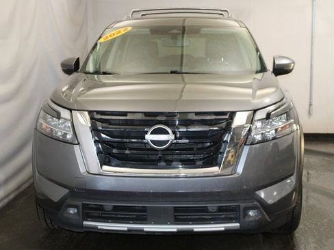 Used 2022 Nissan Pathfinder Platinum w/ Cargo Package image 3