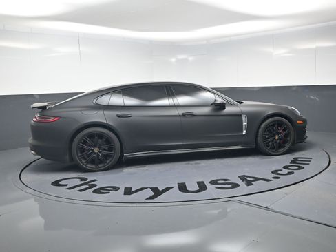 Used 2018 Porsche Panamera 4 Executive image 10