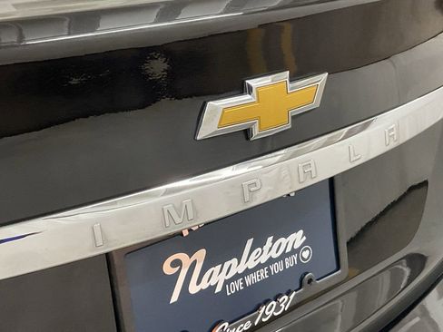 Used 2014 Chevrolet Impala LT w/ Convenience Package image 22