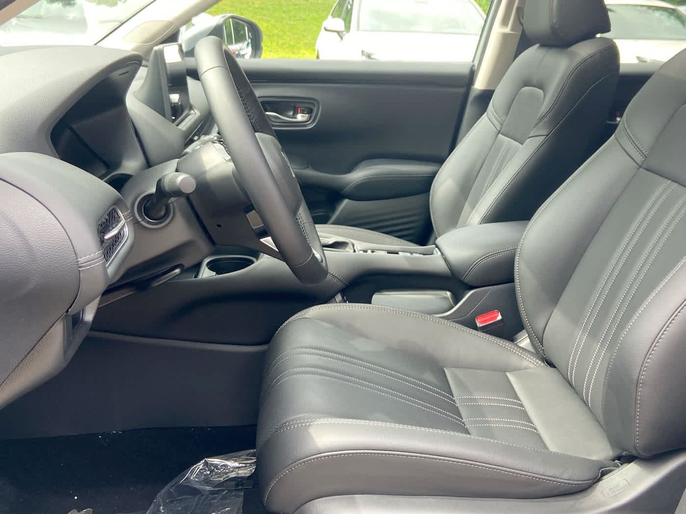 New 2027 Honda HR-V EX-L image 13