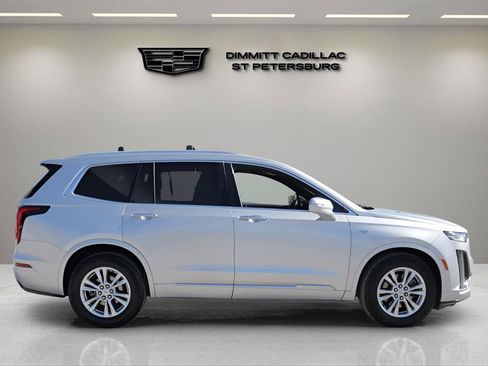 Used 2020 Cadillac XT6 Premium Luxury image 6