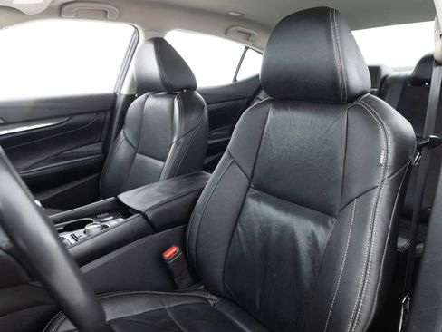 Used 2020 Nissan Maxima 3.5 SV w/ Floor Mat Group FWD image 22