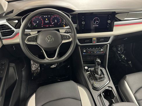 New 2026 Volkswagen Taos SEL AWD/4WD image 13