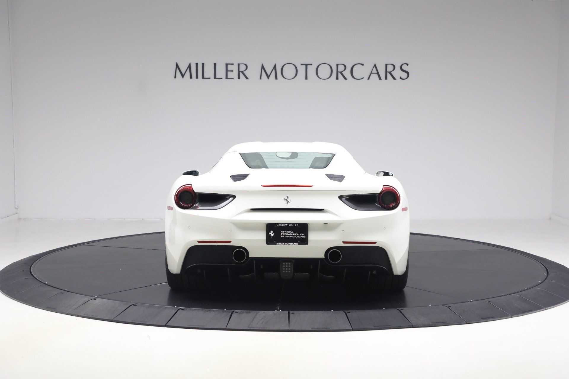 Certified 2016 Ferrari 488 Spider RWD image 28